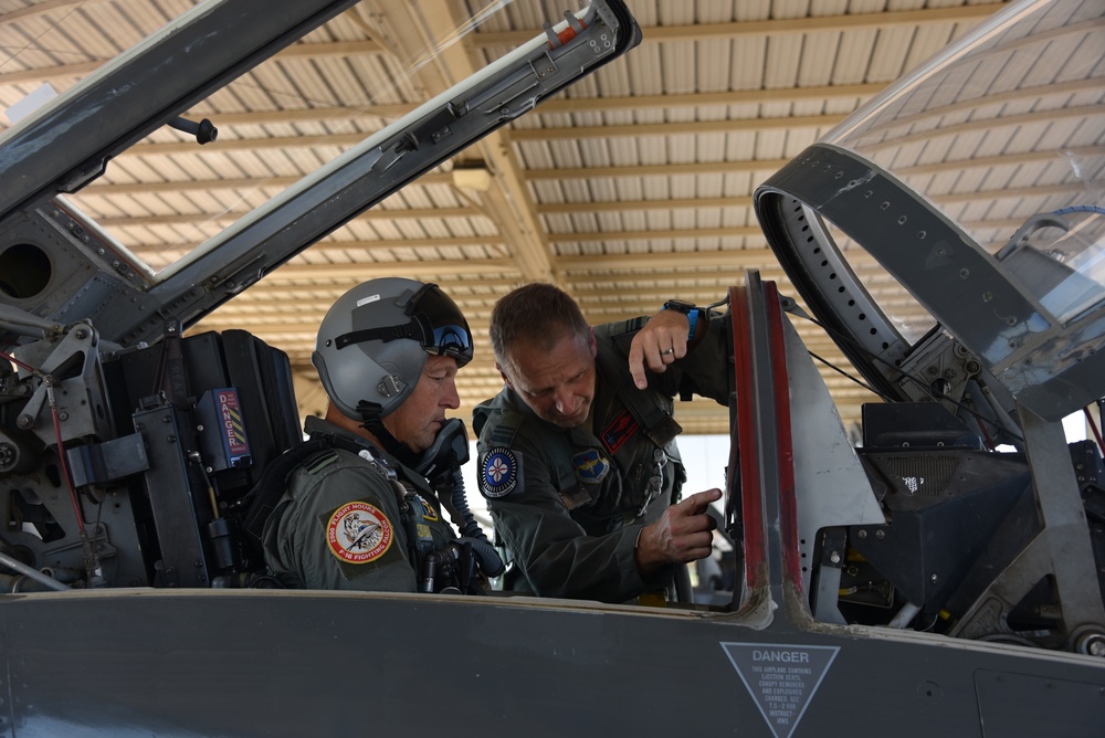 Belgian Air Chief visits ENJJPT