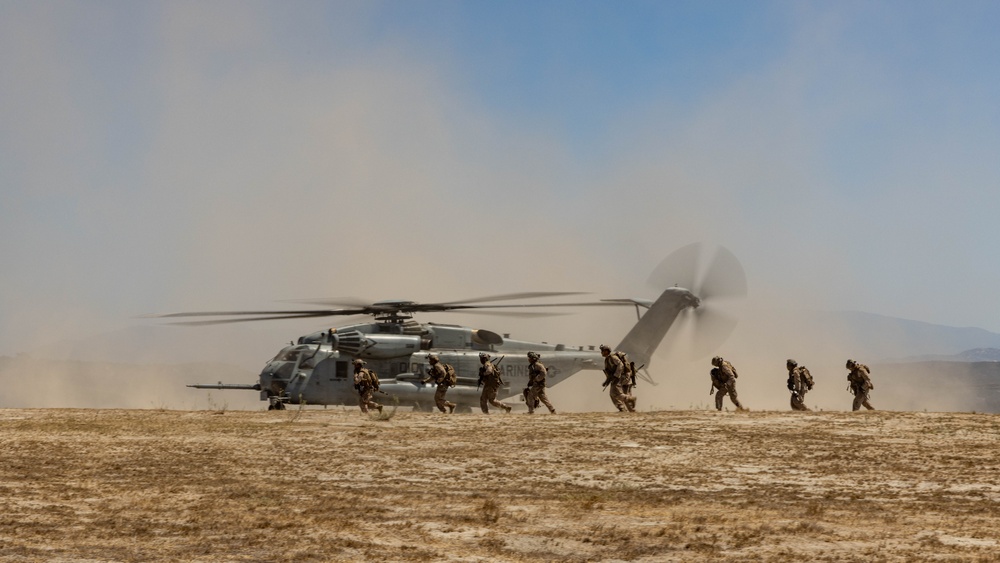Cobra’s Reach: I MEF Marines execute MAGTF capabilities with Cobra Fury 2-25