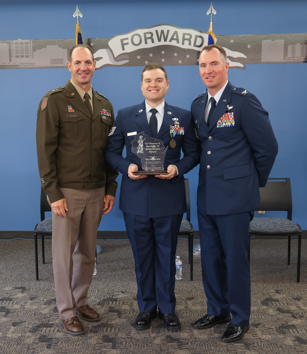 Wisconsin Air National Guard member receives Wortham Achievement Award