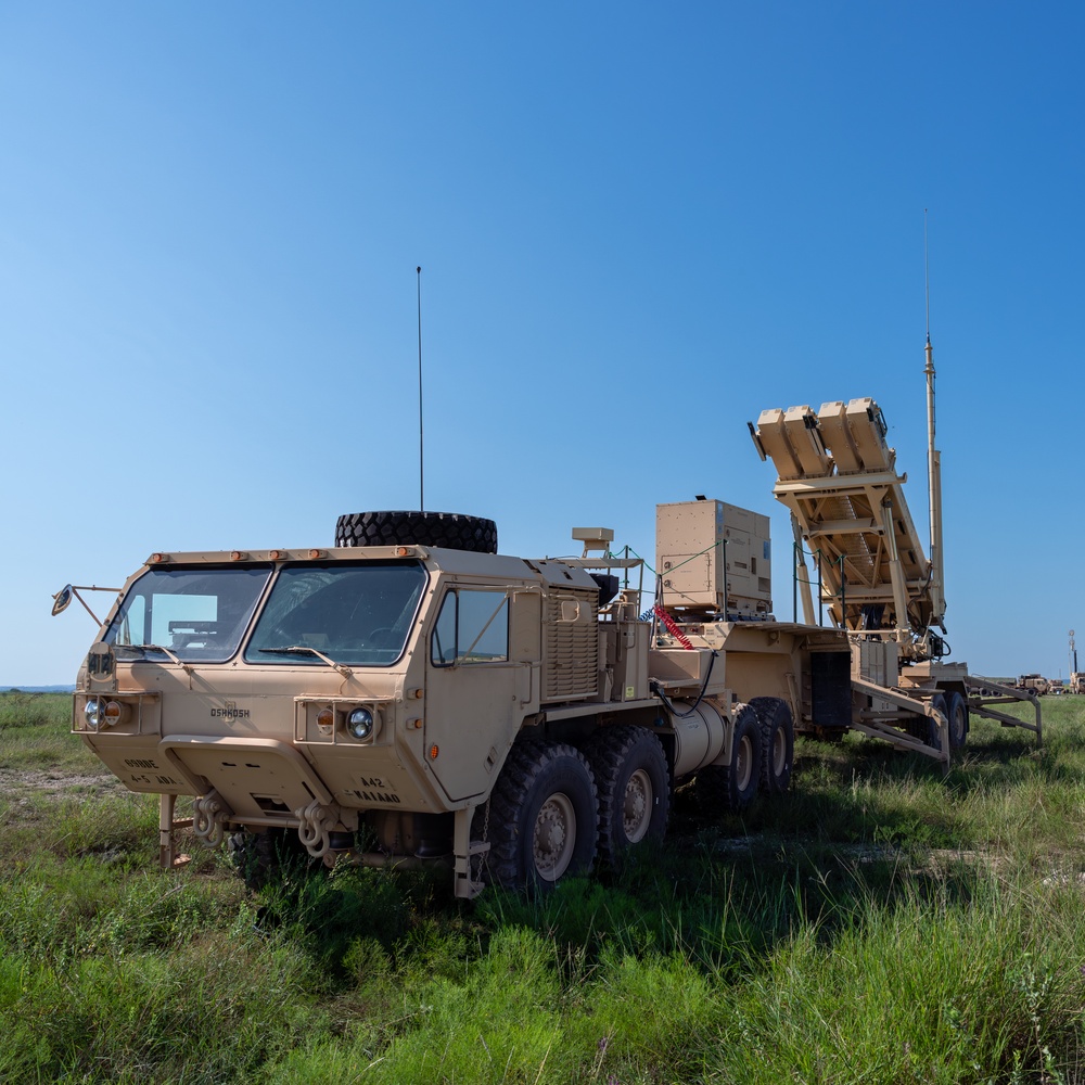 Alpha Battery sets up the Patriot Missile System