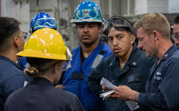 Makin Island Conducts LCAC Recovery Drill