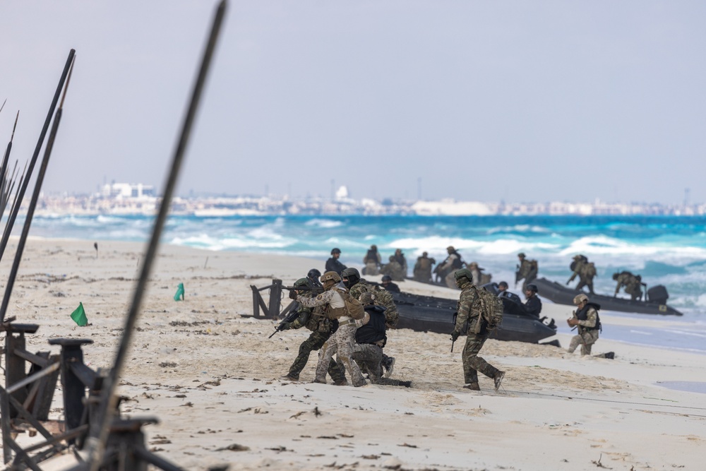 BRIGHT STAR 25: Amphibious Assault