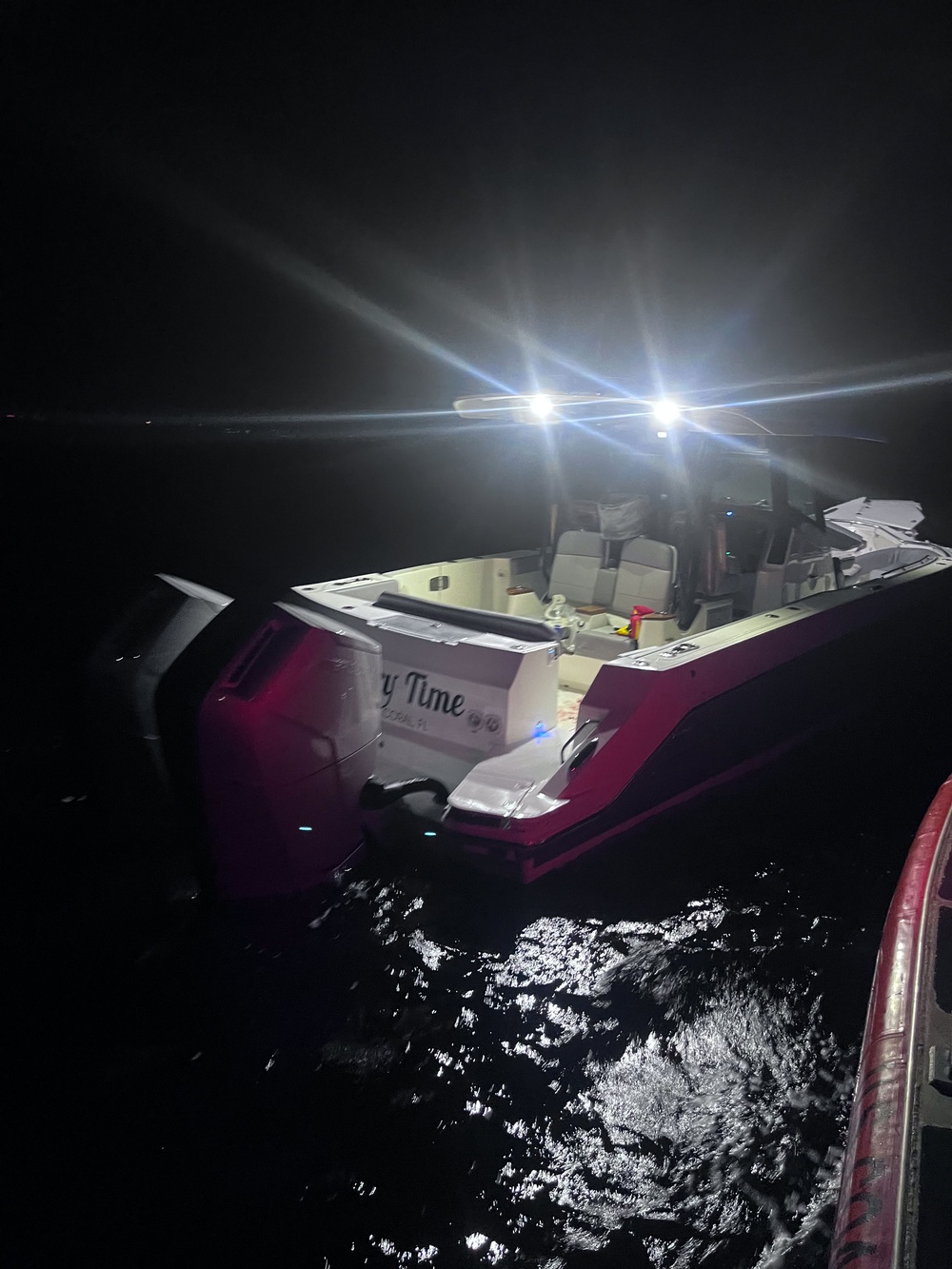 Coast Guard rescues 7 near Fort Myers Beach