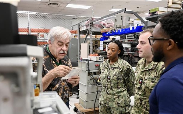 NIWC Atlantic Training Enhances Reserve Radio Skills