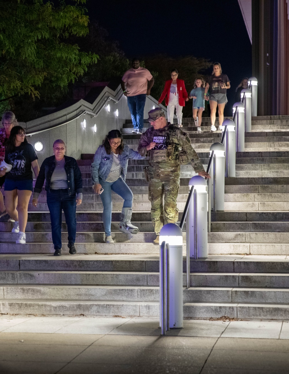 Tennessee Guardsman assists community members following D.C. vigil