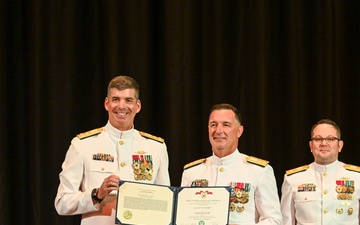 Coast Guard Great Lakes District holds change of command ceremony