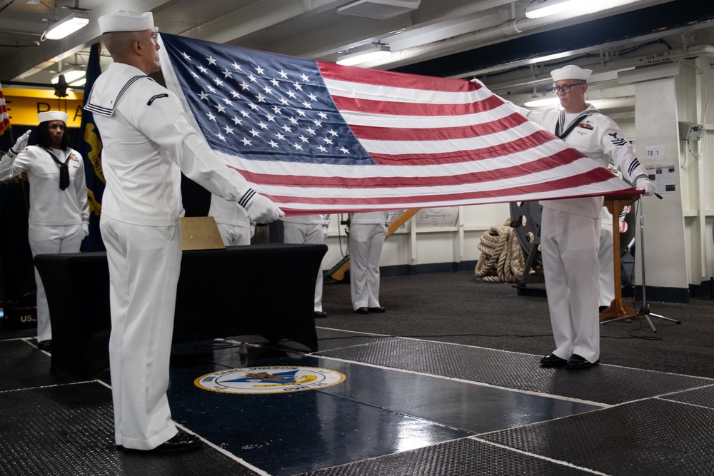 USS Carl Vinson observes Remembrance Day