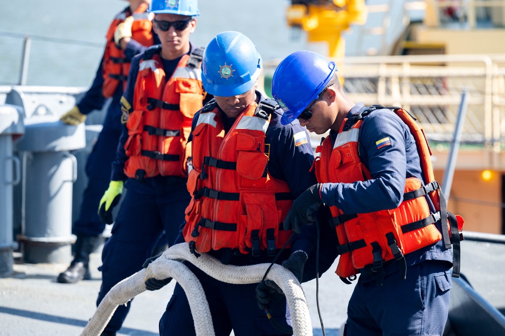 Colombian ship arrives for UNITAS 2025