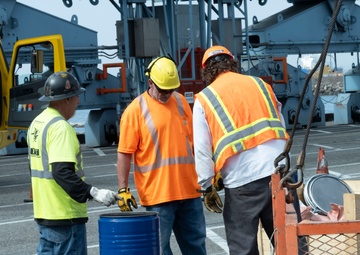 Unified Command continues to recover the fallen containers at the Port of Long Beach