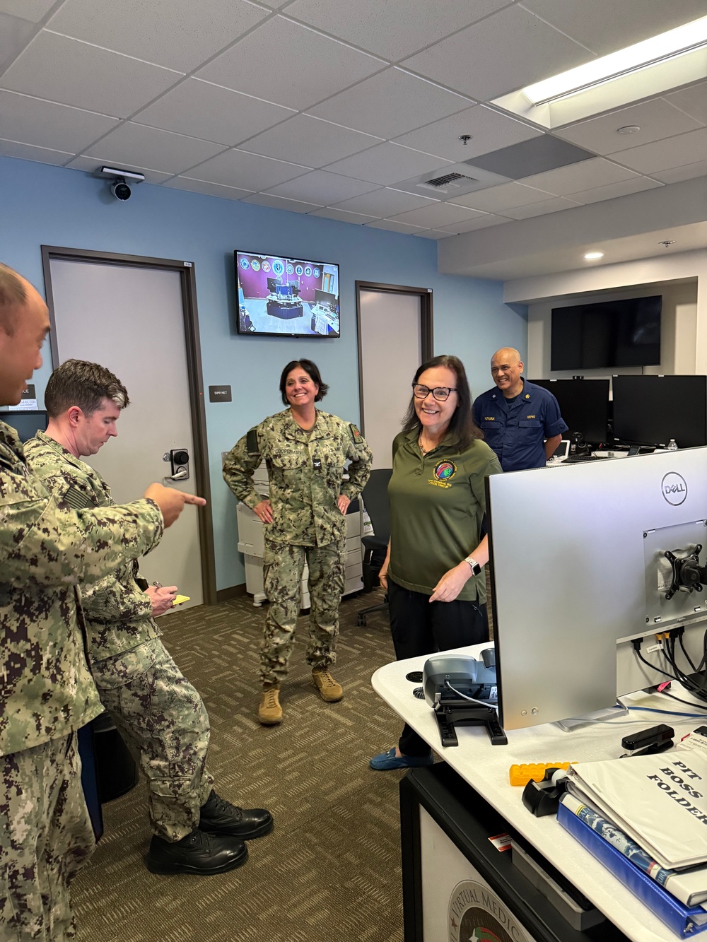 New DHN Pacific Rim Deputy Director Tours Virtual Medical Operations Center at NMCSD