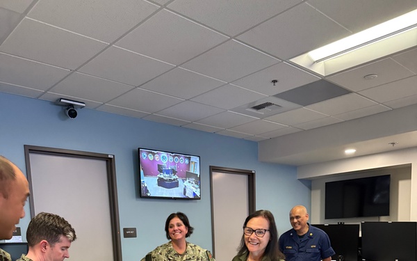 New DHN Pacific Rim Deputy Director Tours Virtual Medical Operations Center at NMCSD