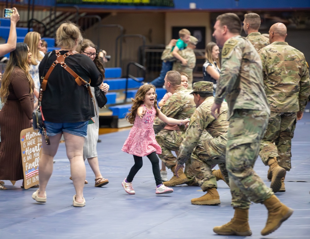 10th Mountain Division Welcomes Soldiers Home