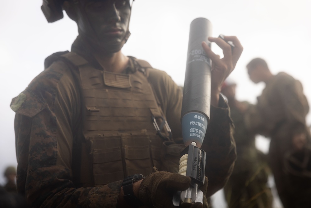 RD25 | U.S. Marines with 12th MLR and JSDF Soldiers Execute a Live-Fire Mortar Range