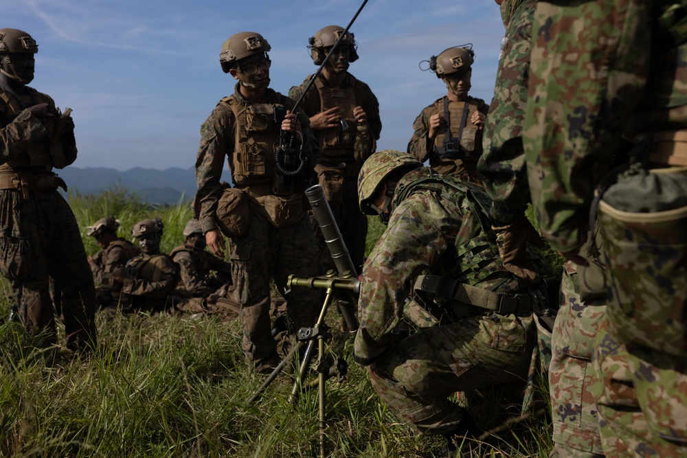 RD25 | U.S. Marines with 12th MLR and JSDF Soldiers Execute a Live-Fire Mortar Range