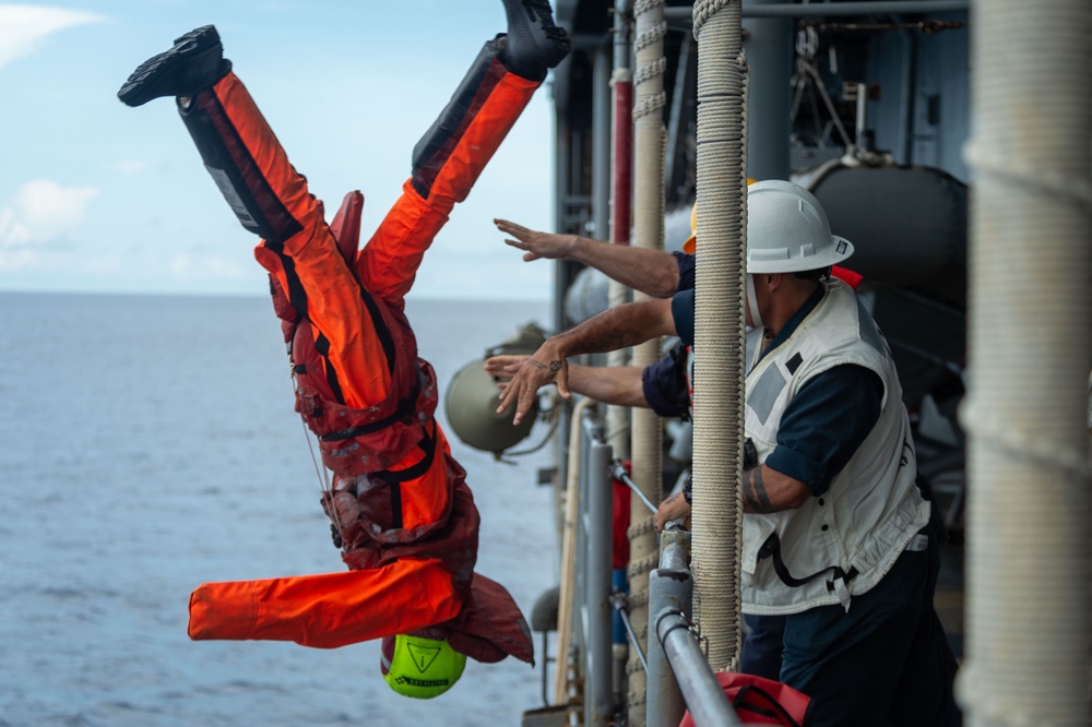 USS Blue Ridge Conducts Man Overboard Retrieval Drill