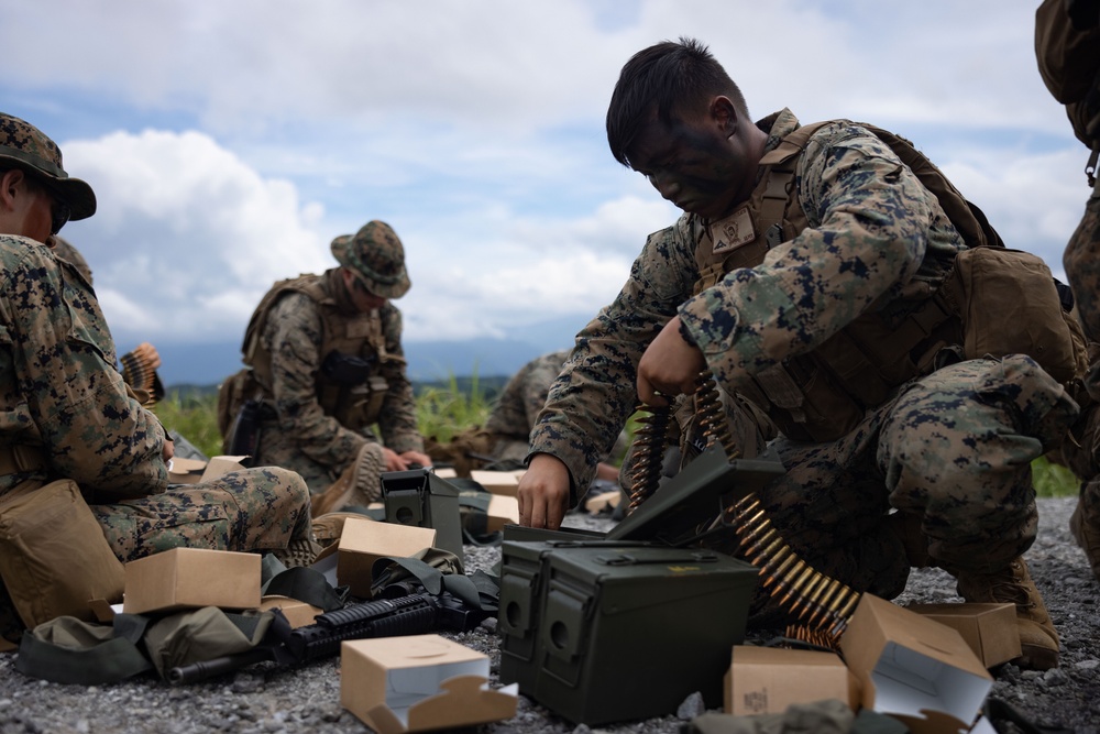 RD25 | U.S. Marines and Japan Ground Self-Defense Force Participate in a Bilateral Live-Fire Range