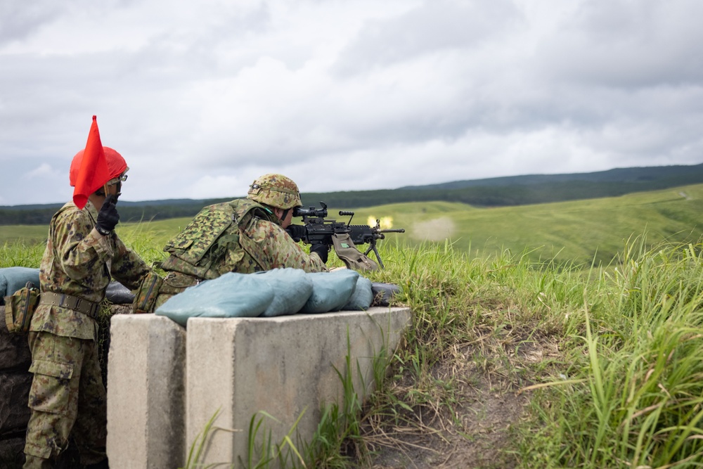 RD25 | U.S. Marines and Japan Ground Self-Defense Force Participate in a Bilateral Live-Fire Range