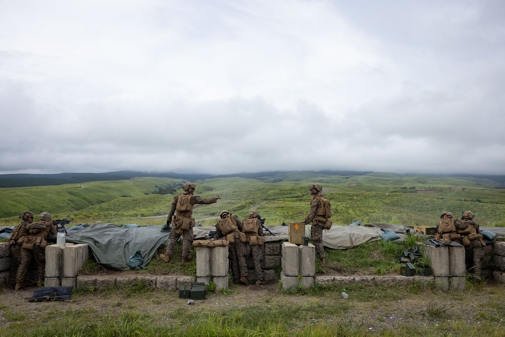RD25 | U.S. Marines and Japan Ground Self-Defense Force Participate in a Bilateral Live-Fire Range