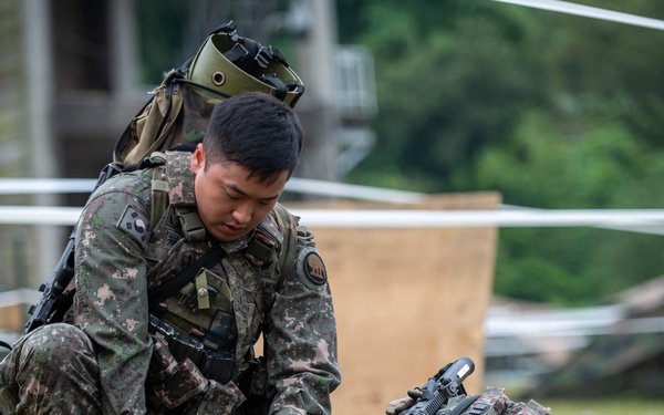 Expert Soldier Badge Training