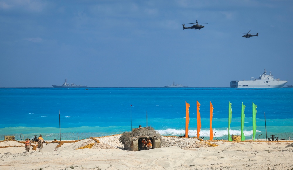 Egyptian armed forces close out BRIGHT STAR 25 with amphibious operations demonstration