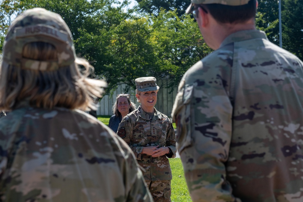 Eyes on Misawa: PACAF deputy commander visits 35th FW&amp;#xA;