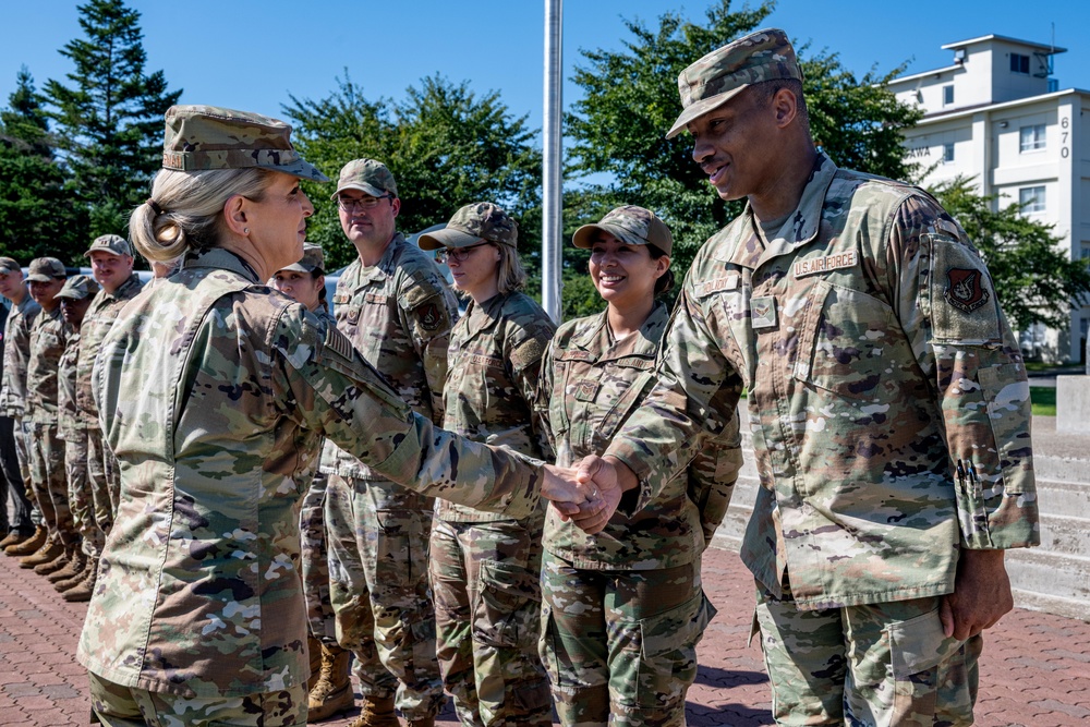 Eyes on Misawa: PACAF deputy commander visits 35th FW&amp;#xA;