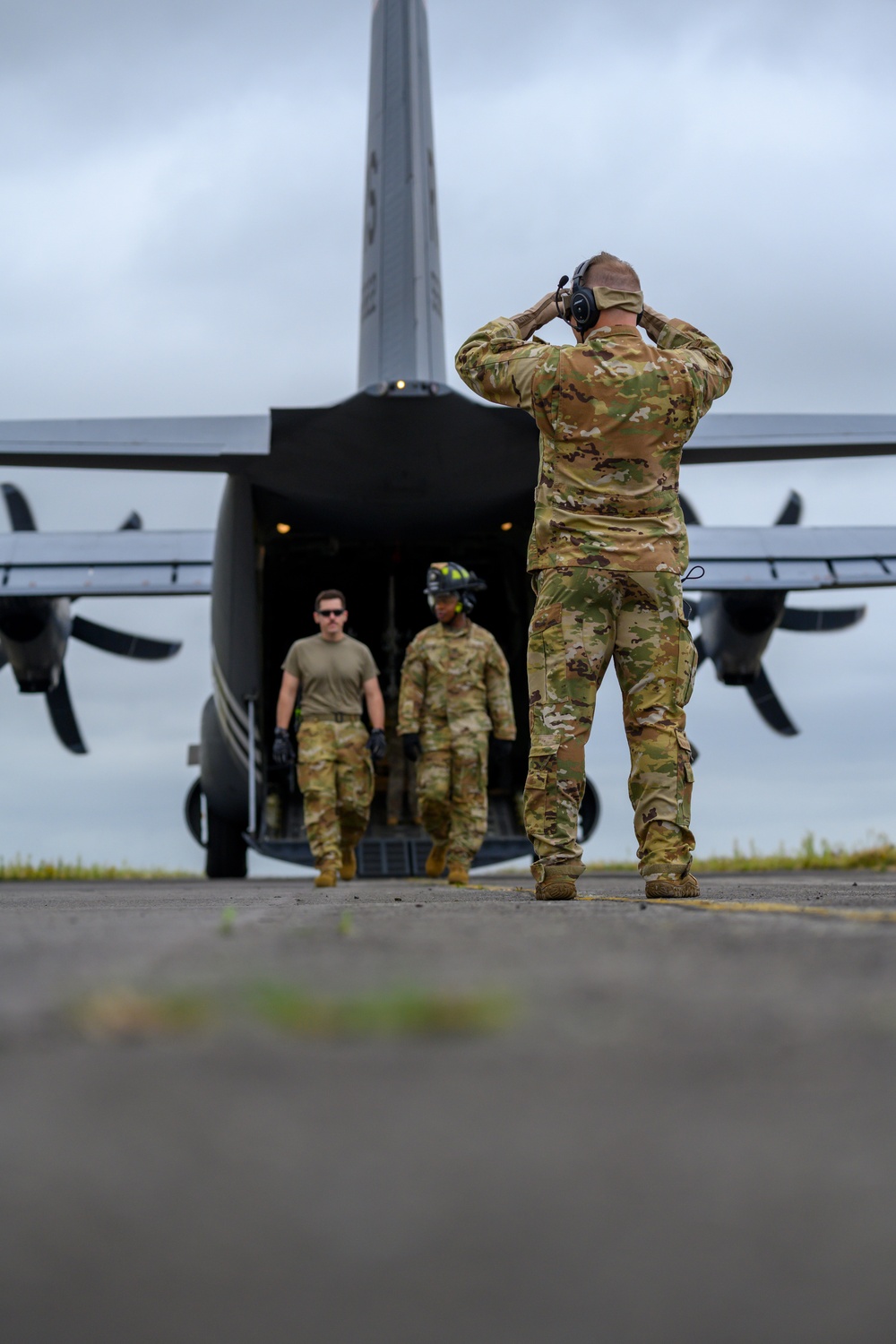 86th AES performs training Aeromedical Evacuation with 424th ABS