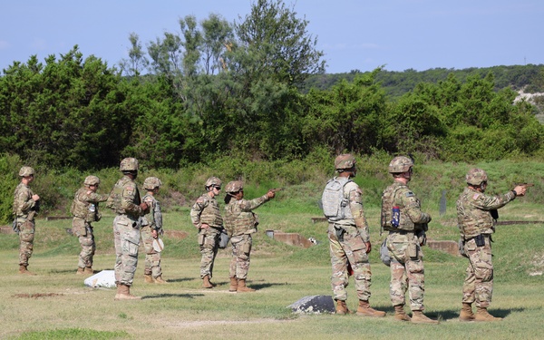 650th REGIONAL SUPPORT GROUP CONDUCTS WEAPONS TRAINING AT FORT HOOD, TX