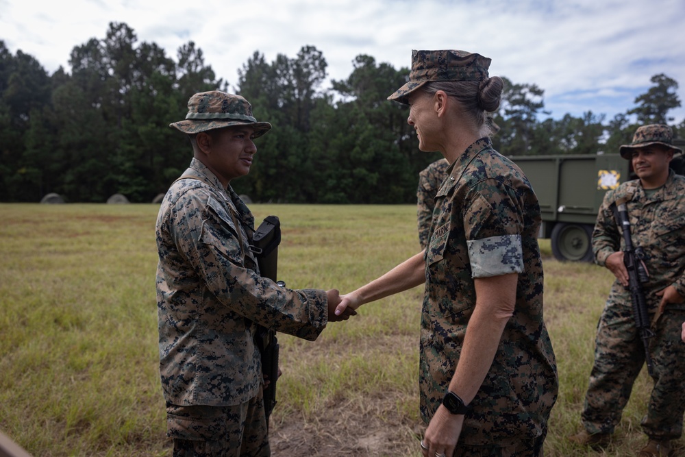 2nd MLG Commanding General recognizes Marines during 2nd Combat Readiness Regiment Field Exercise