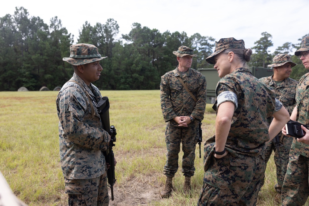 2nd MLG Commanding General recognizes Marines during 2nd Combat Readiness Regiment Field Exercise