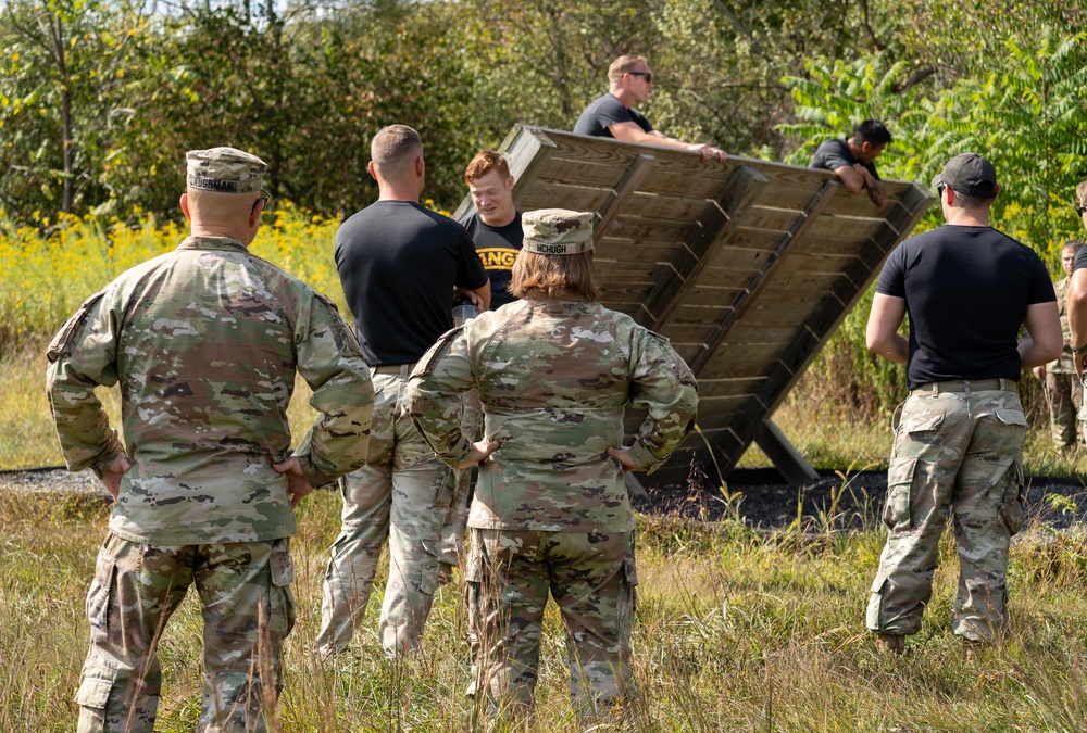 Maj. Gen. Laura McHugh visits Ranger and Sapper Assesment Program