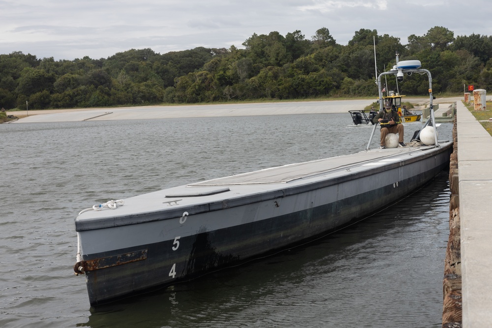 UNITAS 2025 | 2nd DSB Prepares ALPV for Refueling Operations