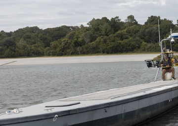 UNITAS 2025 | 2nd DSB Prepares ALPV for Refueling Operations