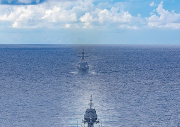 USS Dewey and HMAS Ballarat conduct Bilateral Training