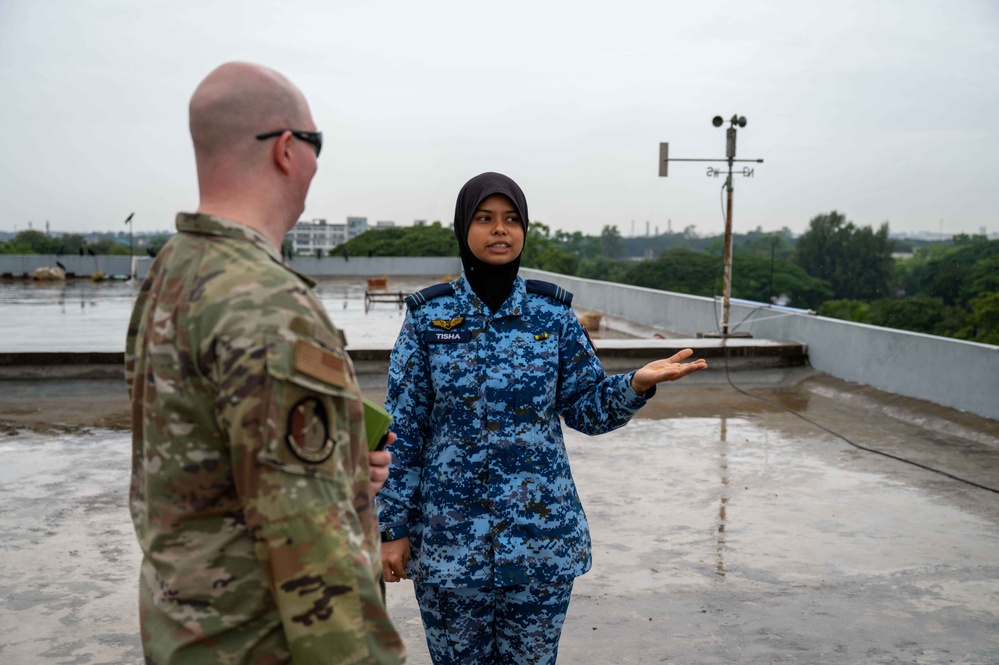U.S. Air Force and Bangladesh Air Force discuss weather during subject matter expert exchange