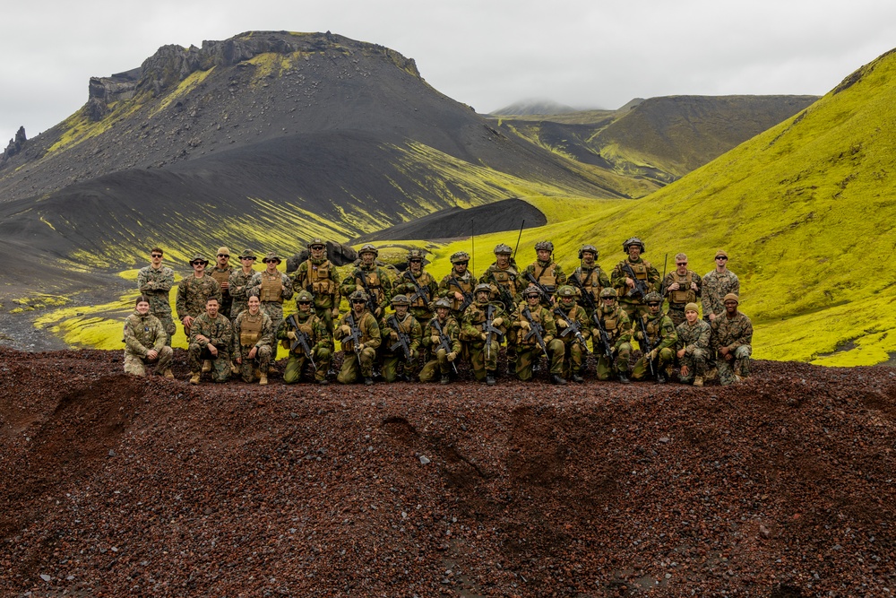 Arctic Agility | U.K, U.S, and Norway Group Photo