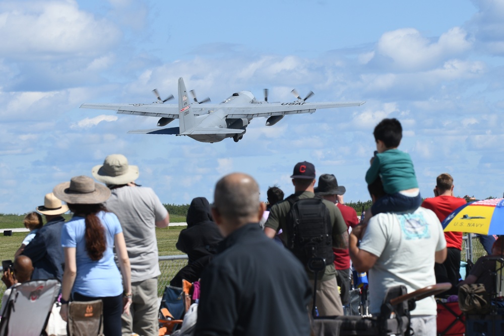 910th rocks 2025 Cleveland National Air Show