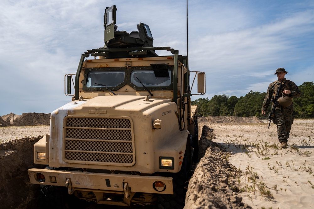 Combat Logistics Battalion 24 FEX: Vehicle Survivability Position Operations