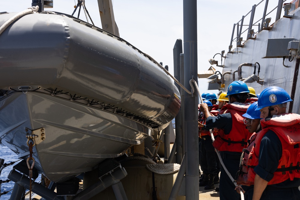 USS Curtis Wilbur (DDG 54) Conducts Small Boat Operations