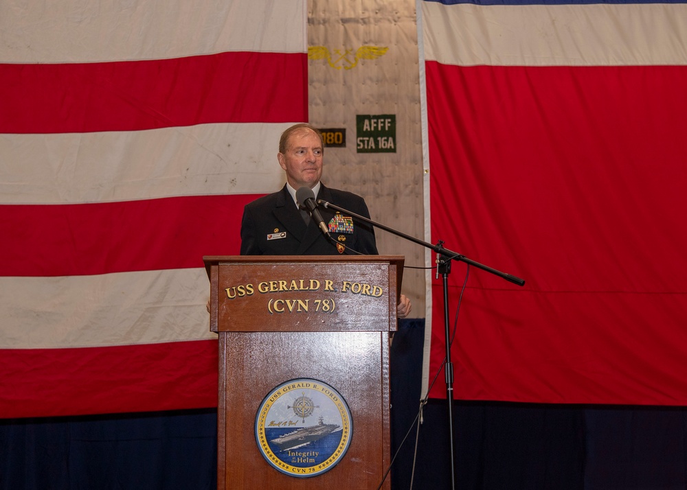 NavEurAf Visits USS Gerald R. Ford in Oslo