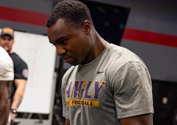 Human Performance Center hosts Fittest of 2nd Marine Logistics Group Competition