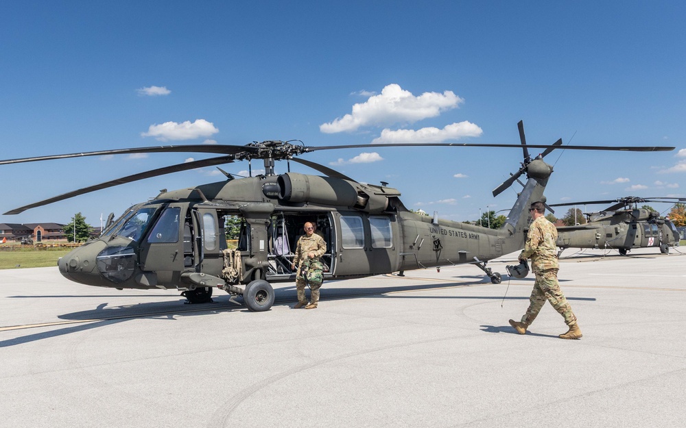 8-229th AHB conducts final formation flight