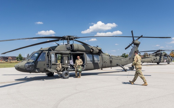 8-229th AHB conducts final formation flight