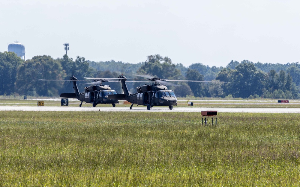 8-229th AHB conducts final formation flight