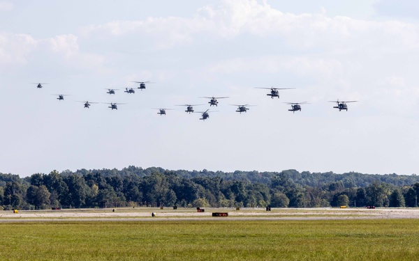 8-229th AHB conducts final formation flight