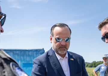 F-22 Wows Crowds at New York Air Show