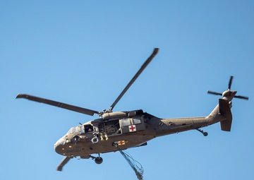 CLB-5, CLR-1 Marines receive sling load delivery from Nevada National Guard during MTX 4-25