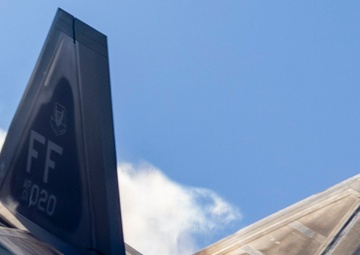 F-22 Wows Crowds at New York Air Show