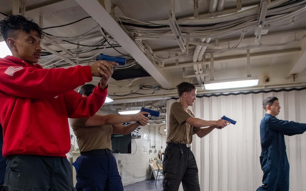 USS America (LHA 6) Conducts Between the Lifelines Training