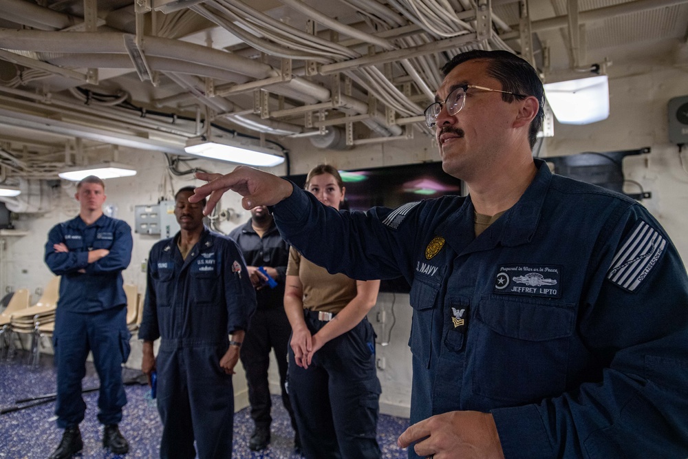 USS America (LHA 6) Conducts Between the Lifelines Training